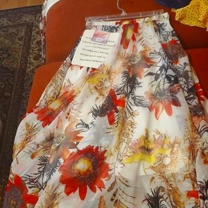 Beautiful skirt bran new